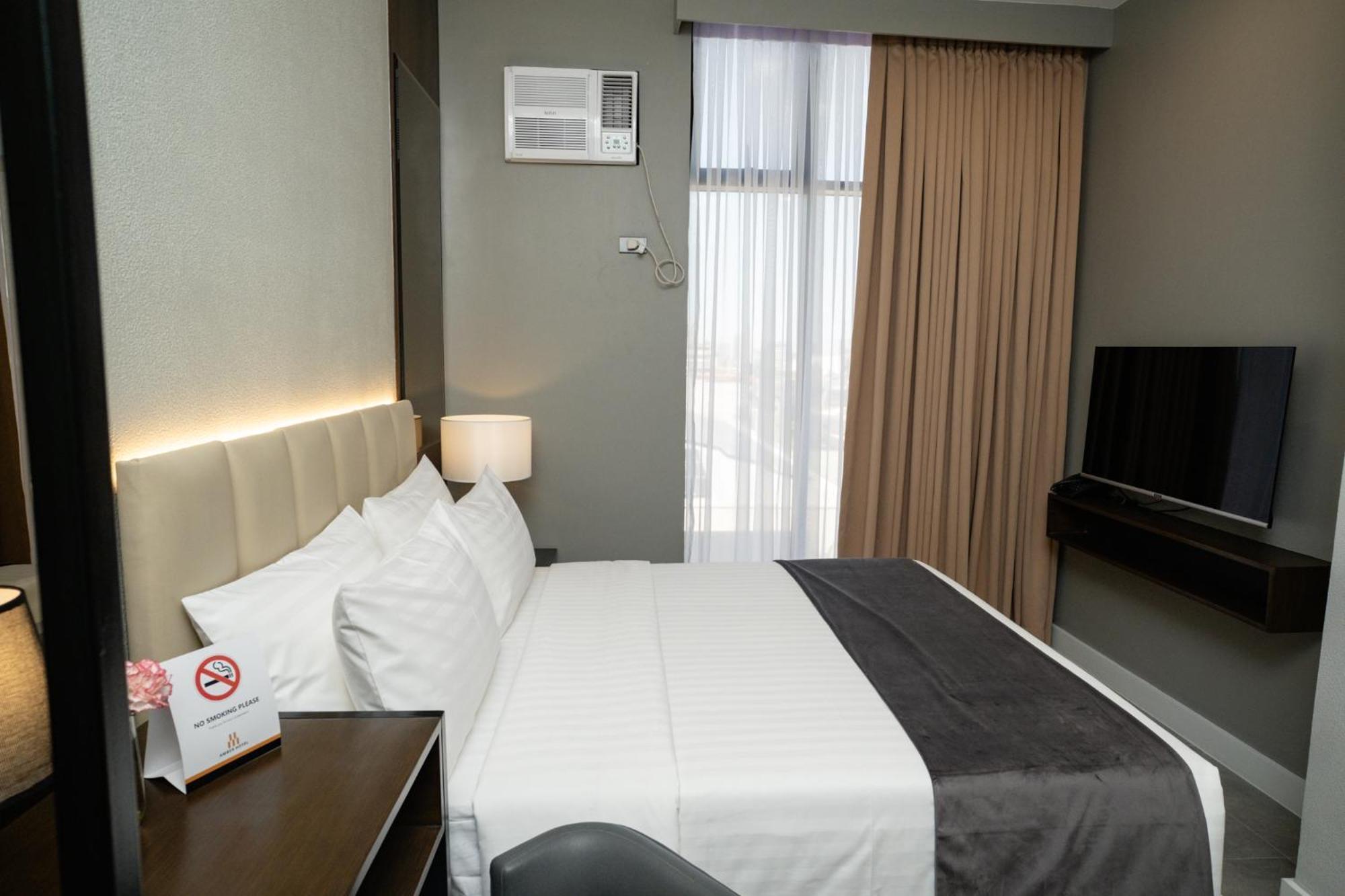 Amber Hotel - セブ市 エクステリア 写真