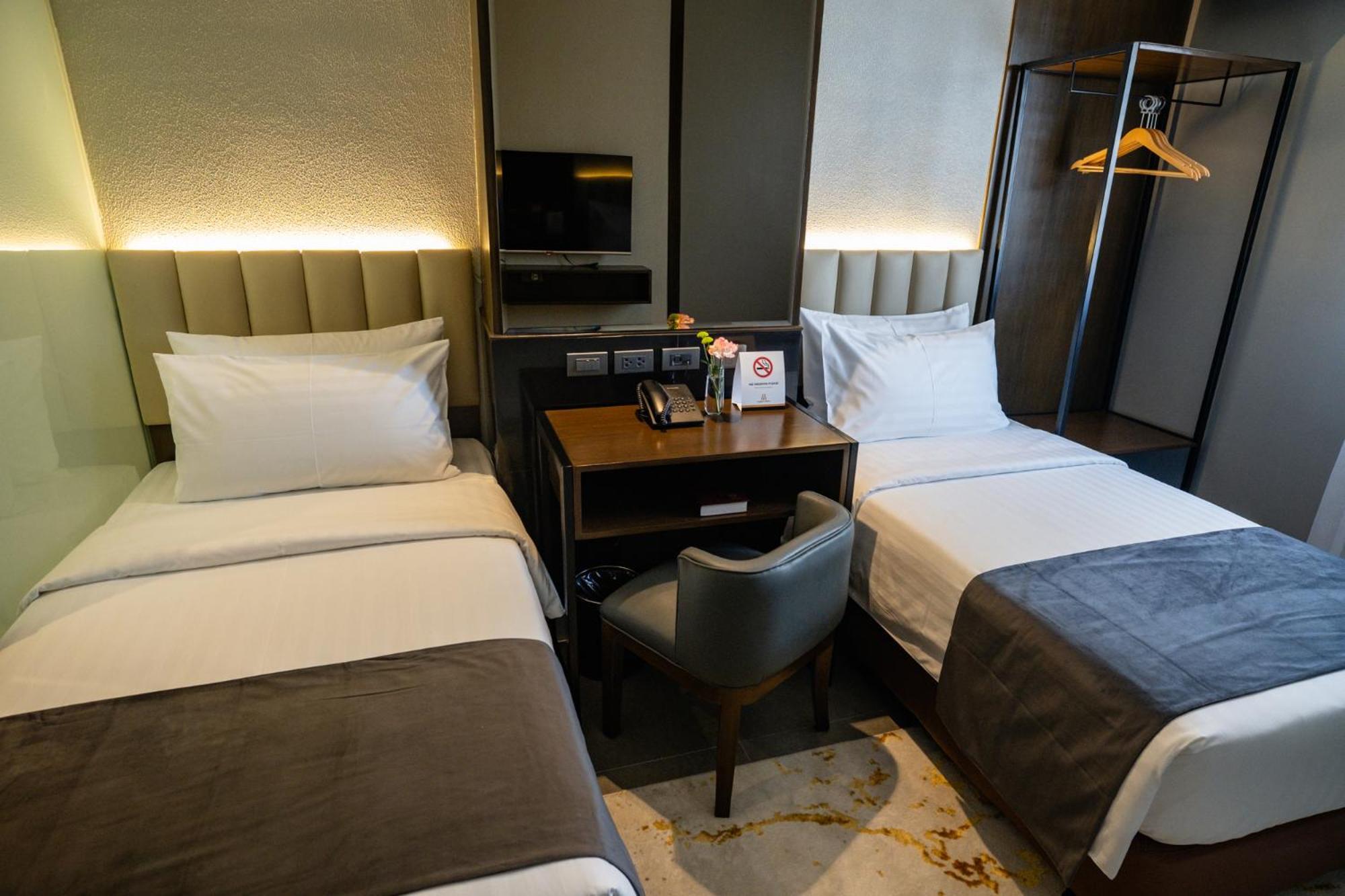 Amber Hotel - セブ市 エクステリア 写真